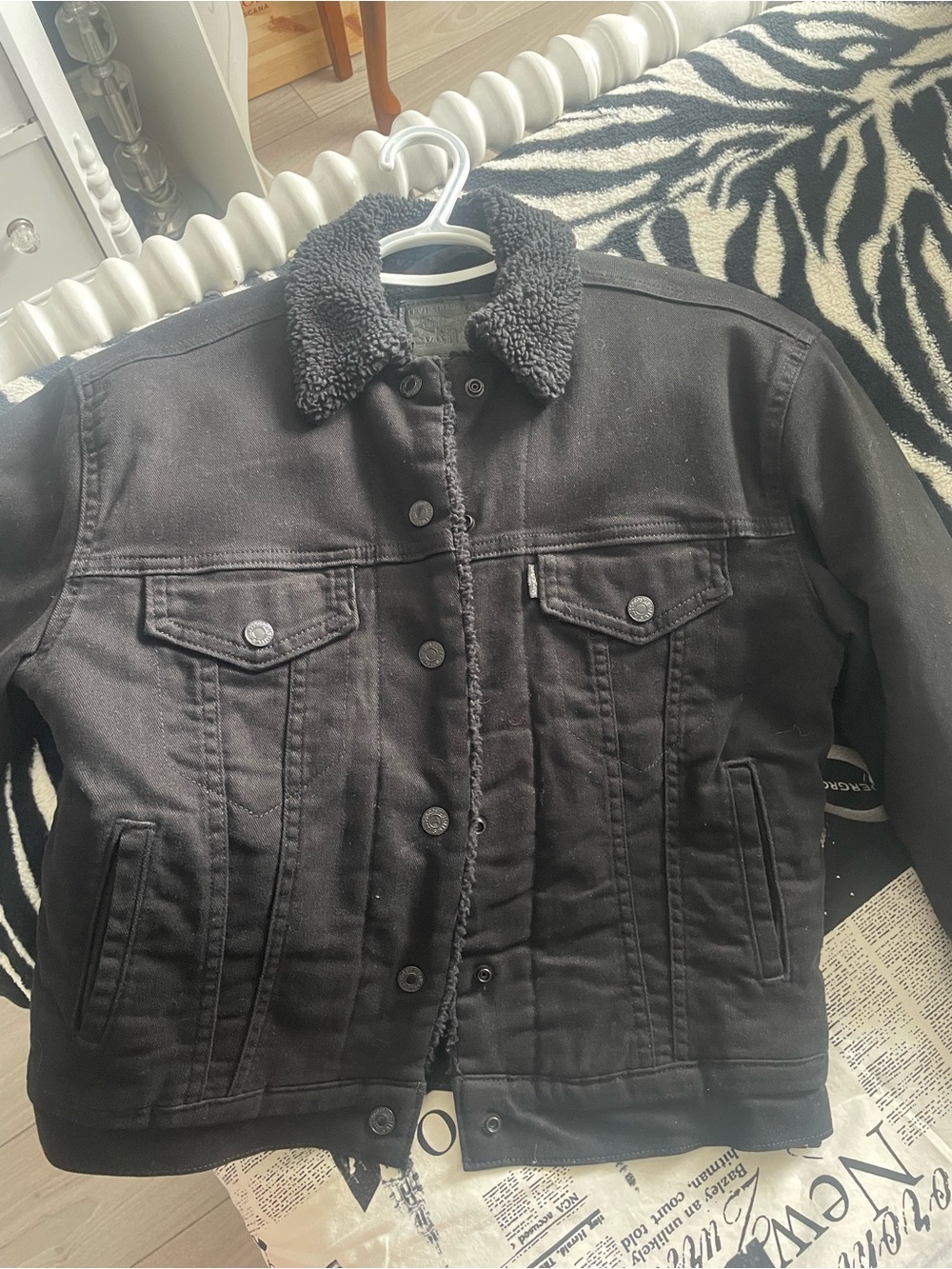 Levi's Black Sherpa-Trim Denim Jacket